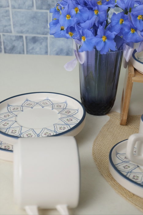 Hermia Juego de tazas de té y platillos de cerámica, 12 piezas, Azul y blanco Hermia Juego de tazas de té y platillos de cerámica, 12 piezas, Azul y blanco
